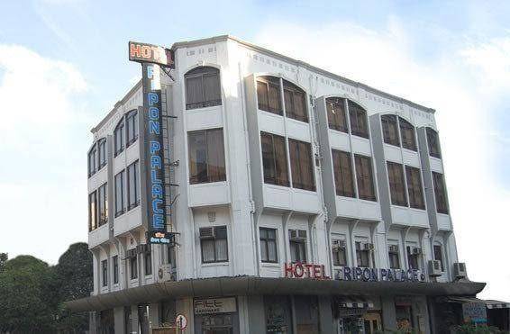 Hotel Ripon Palace Image