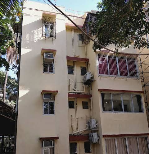 Mumbai backpackers
