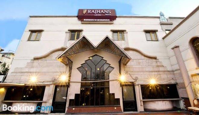Rajhans hotel