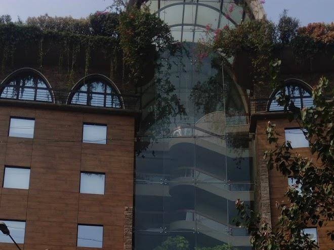 Sai Palace Hotel Image