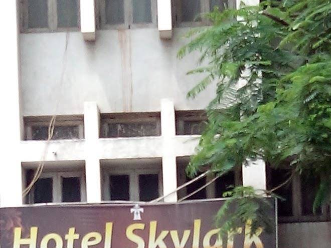 Hotel skylark