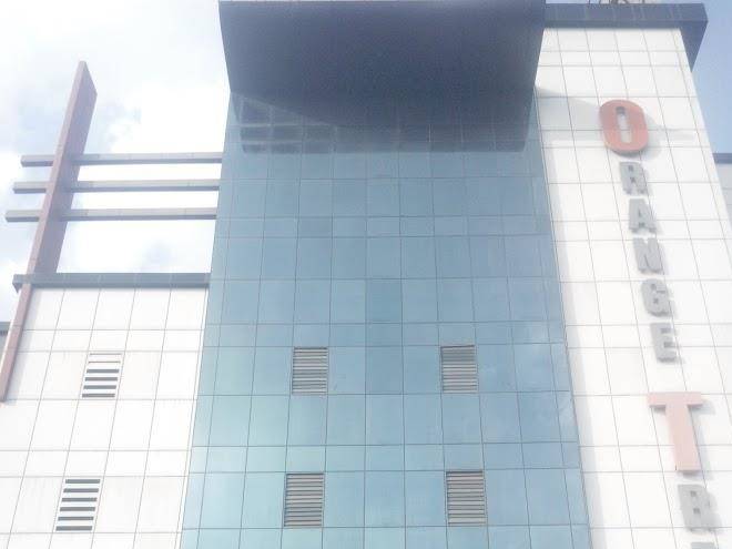 Hotel orange tree