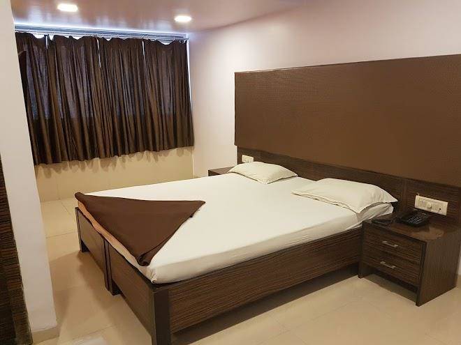 Hotel palm star
