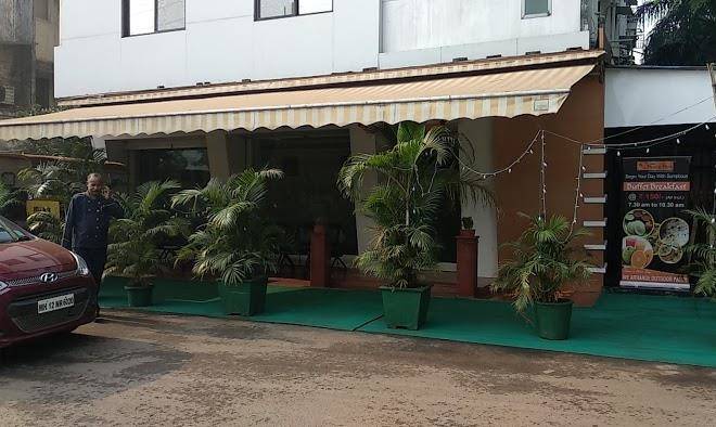 Hotel peace park