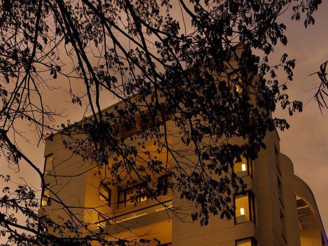 Oakwood residence naylor road pune