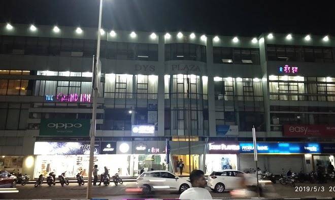 The Grand Inn Dys Plaza Image