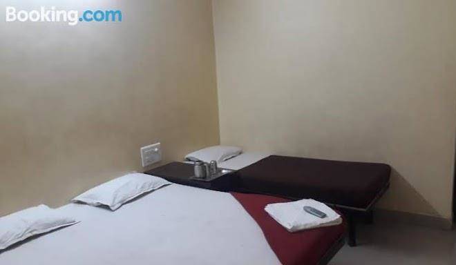 Hotel gourav palace
