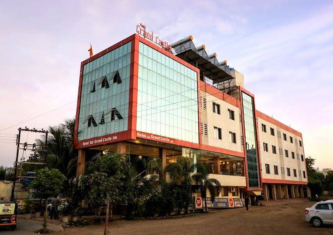Hotel sai grand castle inn