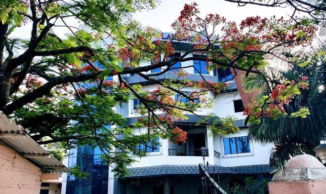 Lake view hotel moirang