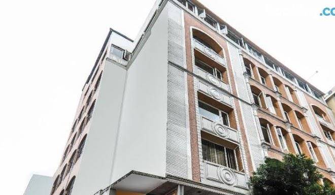 Capital O 16017 Hotel Alpine Continental Image