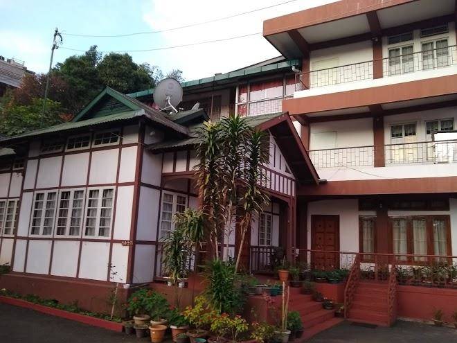 Di's home stay