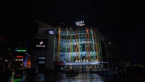 M crown hotel