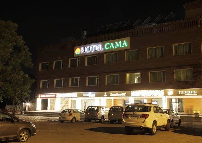 Hotel Cama Image
