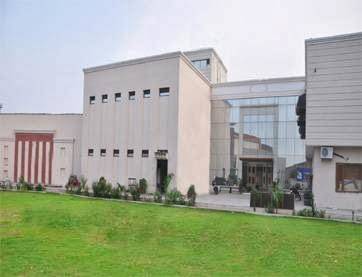 Hotel adarsh palace