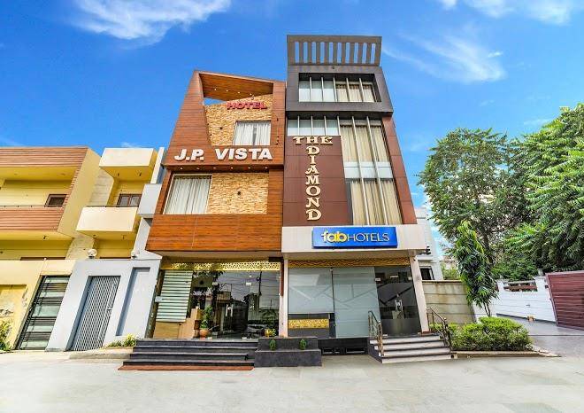 Fabhotel Diamond 100 Safe Place To Stay Image