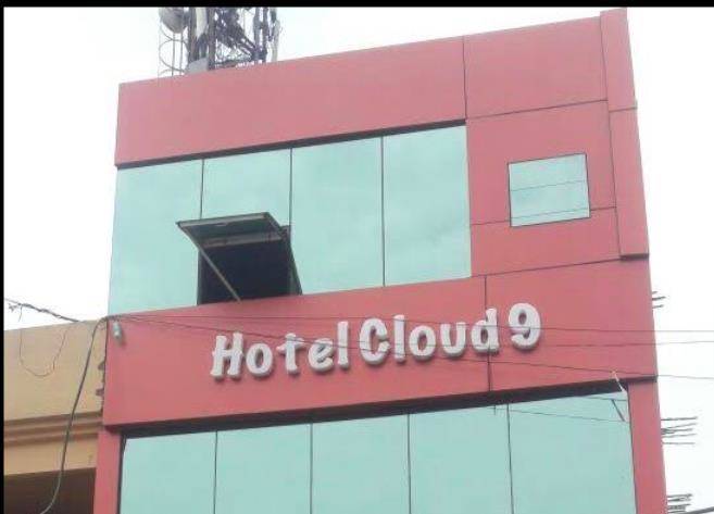 Hotel cloud 9 zirakpur
