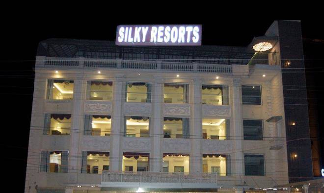 Hotel silky resorts