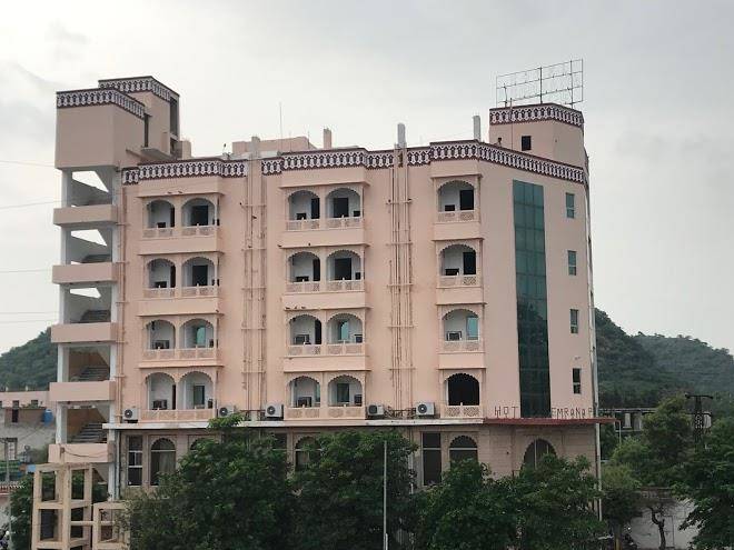 Hotel neemrana palace