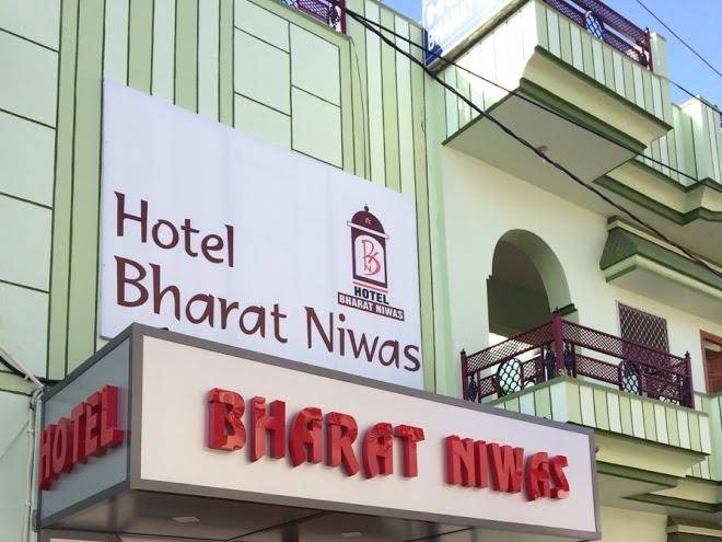 Hotel bharat niwas