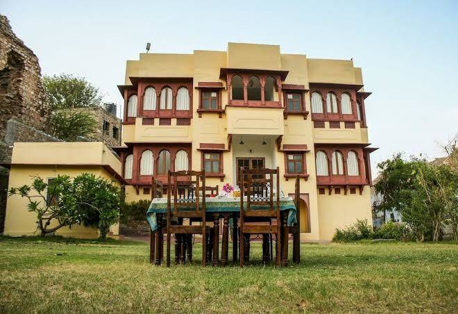 Adhbhut hotel jaipur