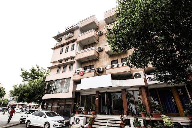 Hotel aashish