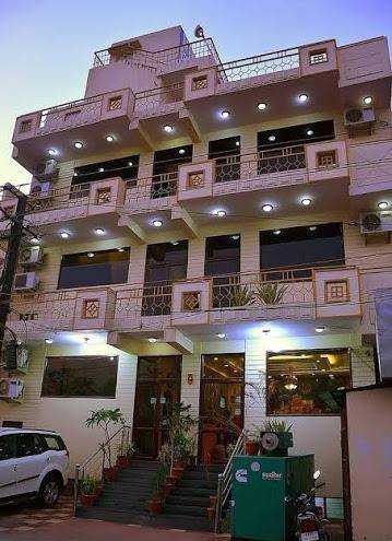Hotel golden heritage