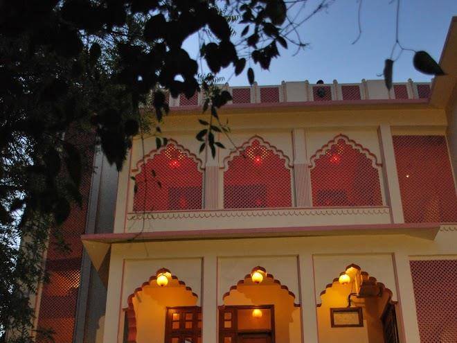 Hotel h r palace