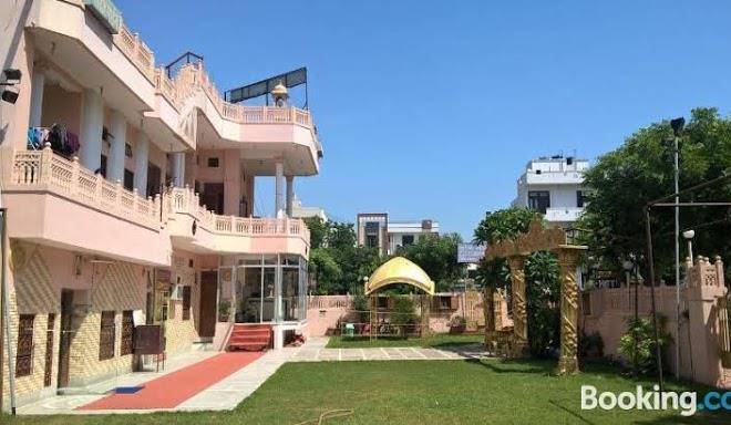 Hotel mahal palace & marriage garden