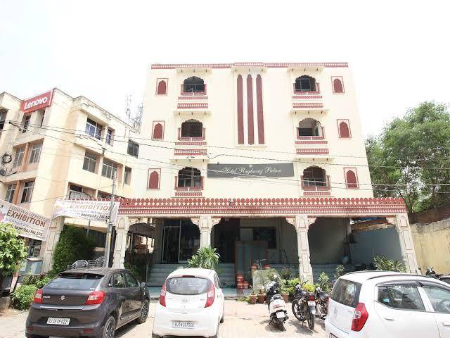 Hotel raghuraj palace
