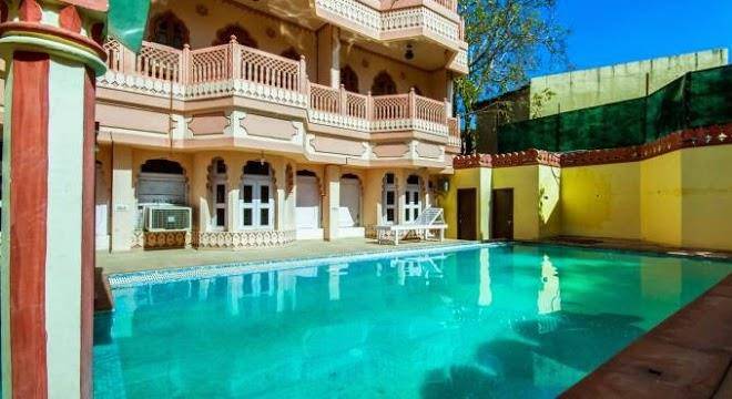 Hotel sajjan niwas