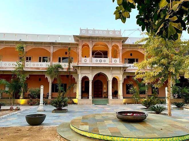 Bara bungalow amer jaipur
