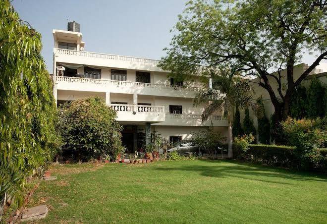Hotel surpin palace