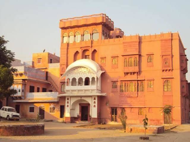 Tordi palace