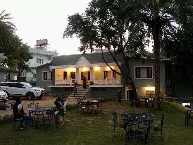 Hotel agroha