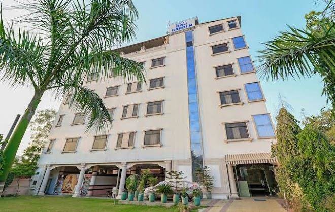 Hotel raj garden