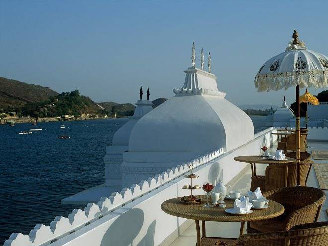 Taj lake palace udaipur