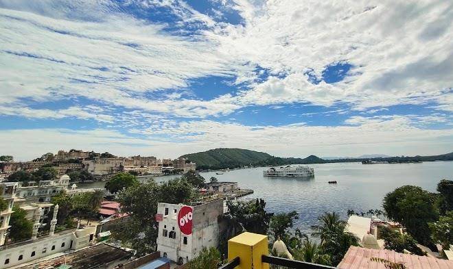 Hotel Lake Star Image