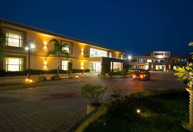 Landmark pallavaa beach resort
