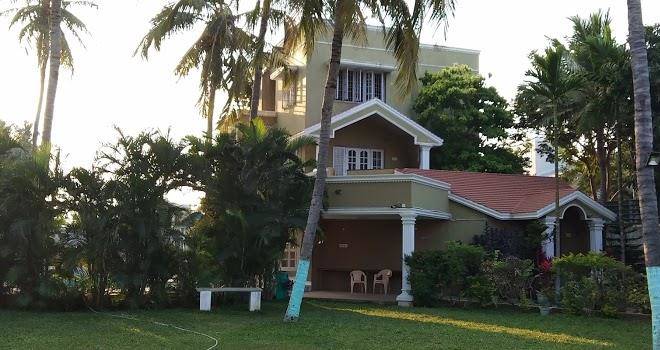 Meenakshi holiday resort