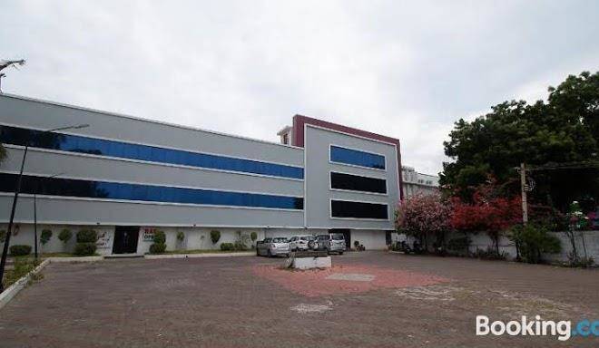 Hotel palmyra grand suite kanyakumari