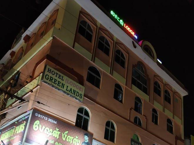 Hotel green lands