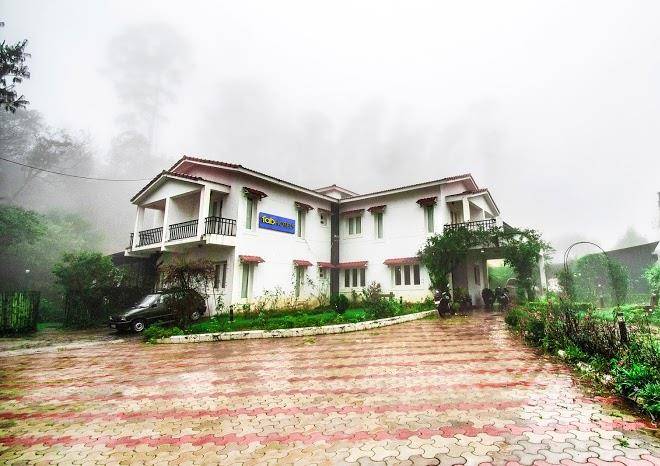 Fabhotel Green Forest Image