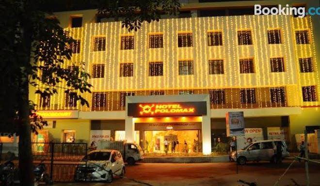 Hotel polo max allahabad