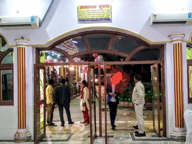 Hotel sharma palace