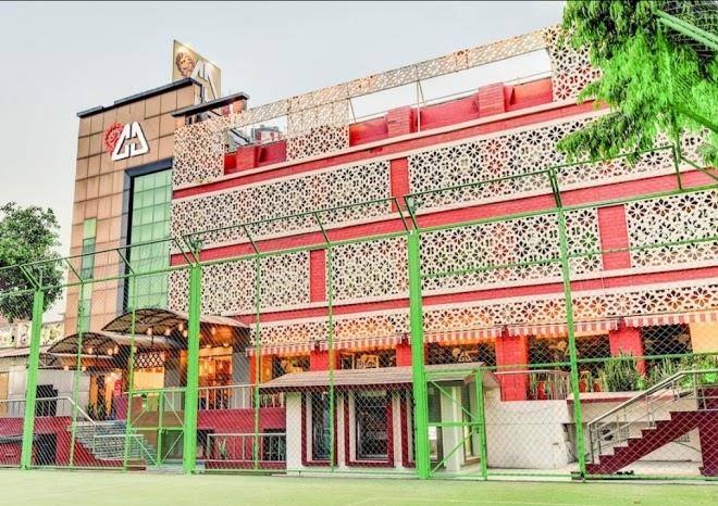 Citi club luxury budget hotel in kanpur
