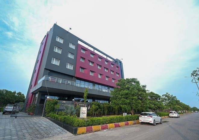 Comfort hotel vista residency