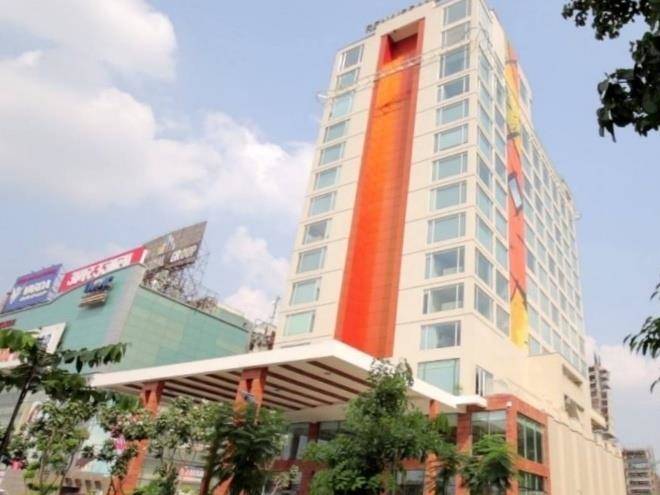 Renaissance lucknow hotel