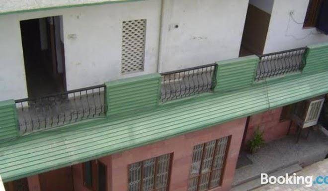 Gaurav hotel
