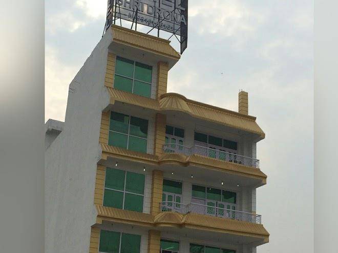 Shri drona hotel