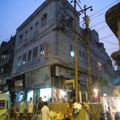 Hotel saket